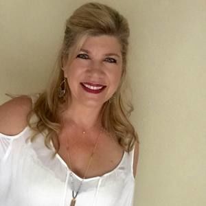 Meet your Posher, Deneen